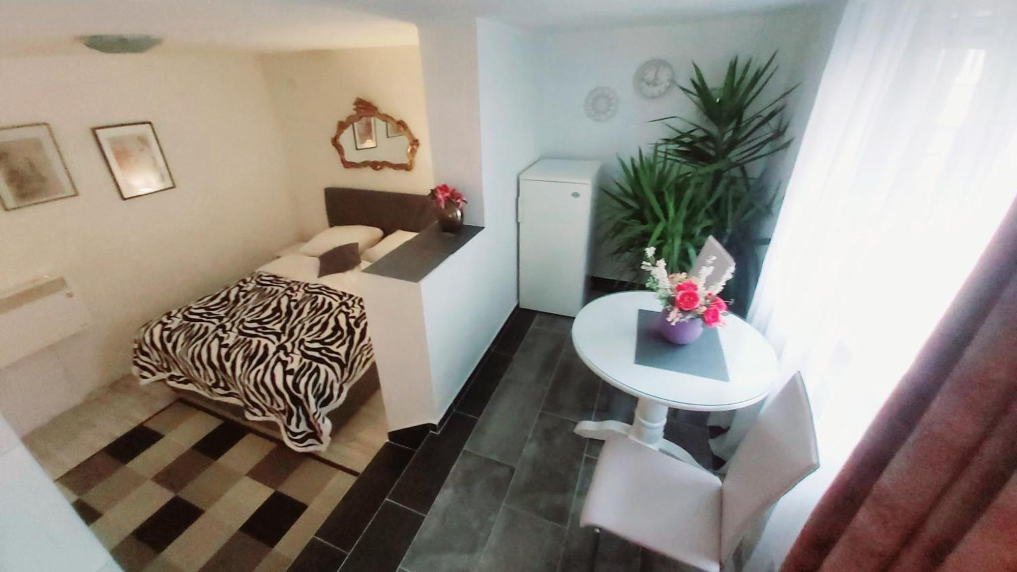 Apartman Andrea 4 Banja Luka Szoba fotó