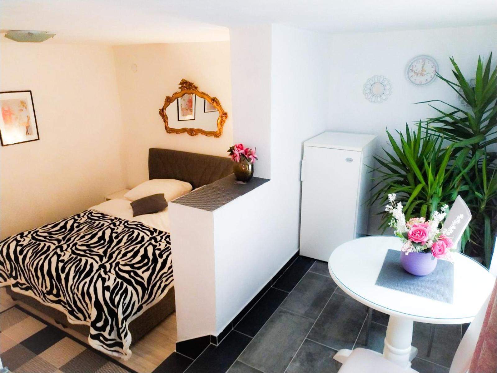 Apartman Andrea 4 Banja Luka Szoba fotó