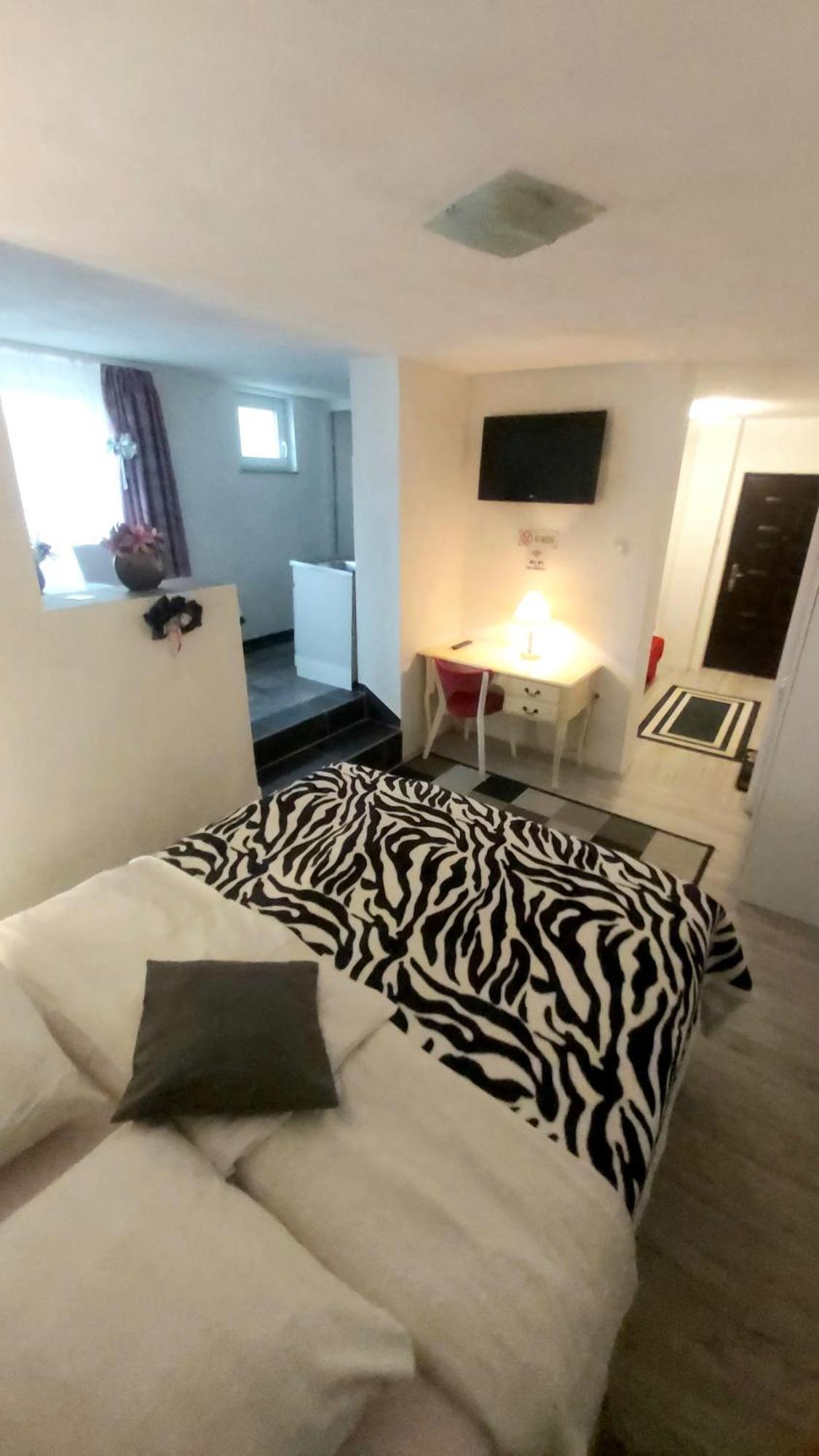 Apartman Andrea 4 Banja Luka Szoba fotó